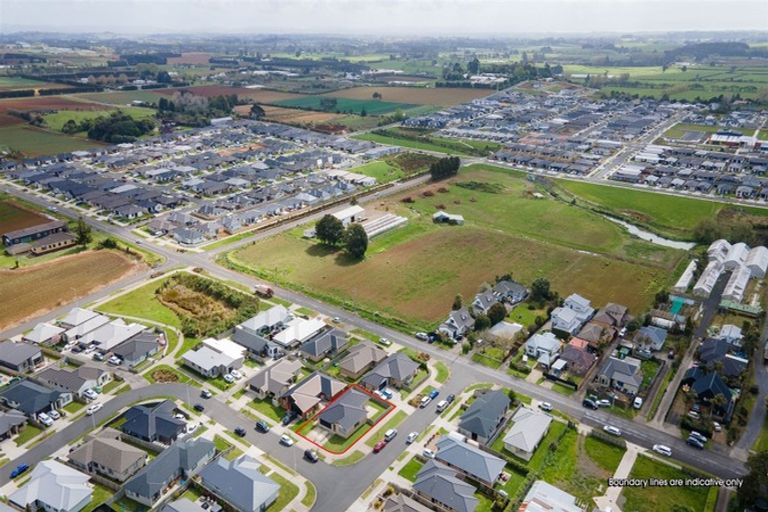 Photo of property in 1 O Ruamano Crescent, Pukekohe, 2120