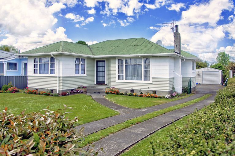 Photo of property in 81 Makoura Road, Masterton, 5810