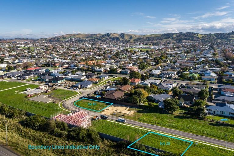 Photo of property in 7 George Yee Place, Taradale, 4112