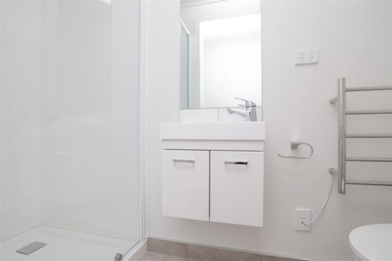 Photo of property in 113u8 Knighton Road, Hillcrest, Hamilton, 3216