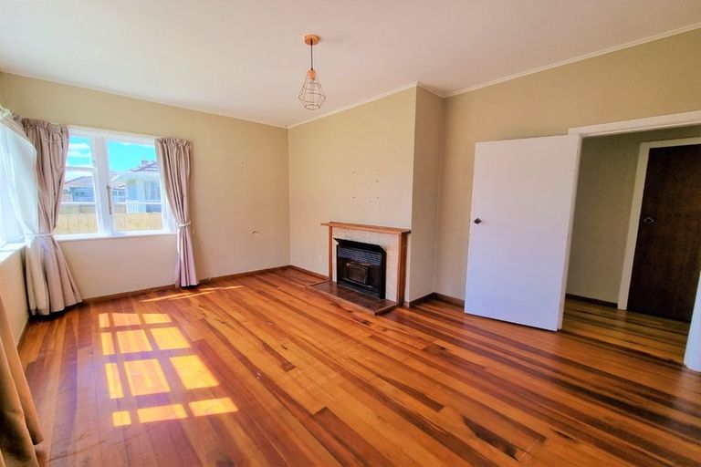 Photo of property in 22 Tyne Street, Roslyn, Palmerston North, 4414