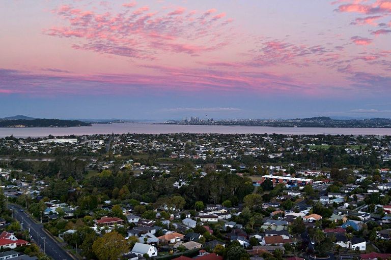 Photo of property in 180 Royal Road, Massey, Auckland, 0614