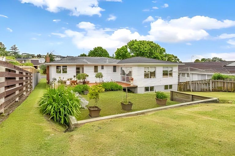 Photo of property in 5 Opal Avenue, Pakuranga, Auckland, 2010
