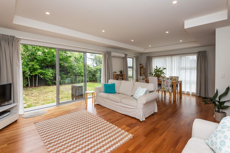 Photo of property in 101a Edgeware Road, St Albans, Christchurch, 8014