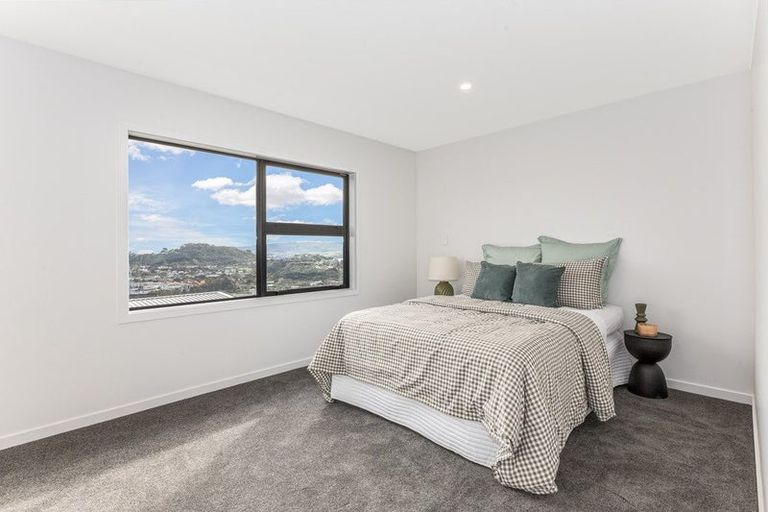 Photo of property in 1 Trysail Place, Whitby, Porirua, 5024