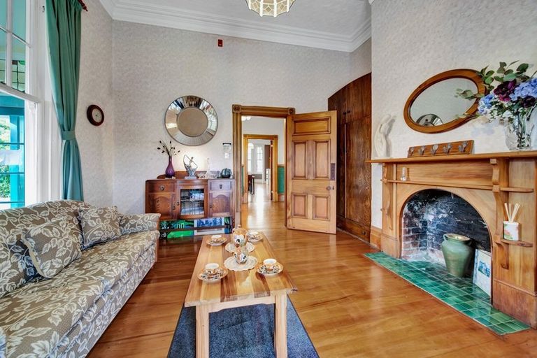 Photo of property in 6 Princes Street, Hawera, 4610