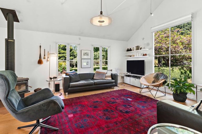 Photo of property in 32 Papawai Road, Papawai, Greytown, 5794