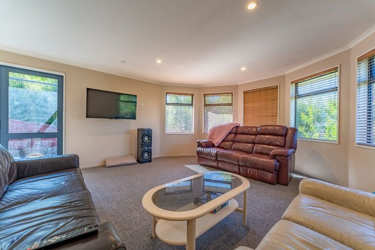 Photo of property in 16 Forest Road, Geraldine, 7930