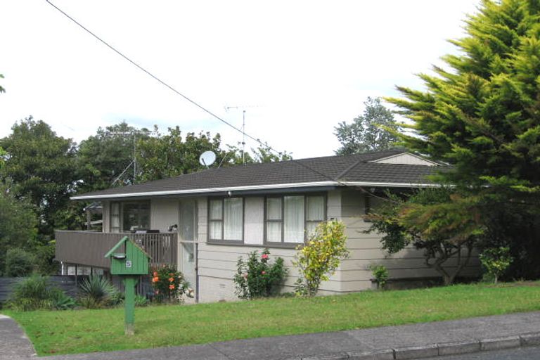 Photo of property in 5 Merchant Avenue, Te Atatu South, Auckland, 0610
