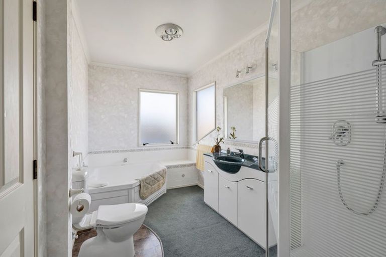 Photo of property in 6 Saddle Row, Welbourn, New Plymouth, 4310