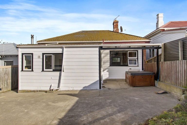 Photo of property in 16 Memorial Avenue, Parkside, Timaru, 7910