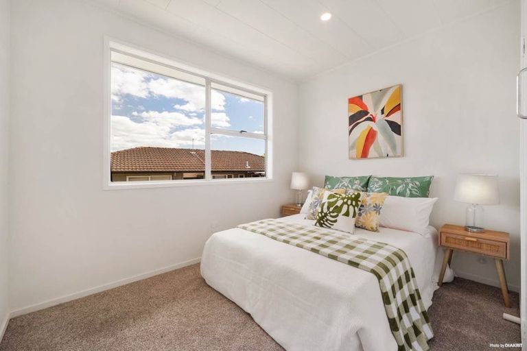 Photo of property in 36 Flaxdale Street, Birkdale, Auckland, 0626