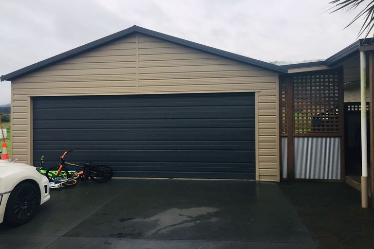 Photo of property in 27 Riverside Way, Ngaruawahia, Huntly, 3771