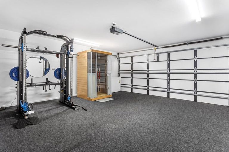 Photo of property in 24 Grey Way, Russley, Christchurch, 8042