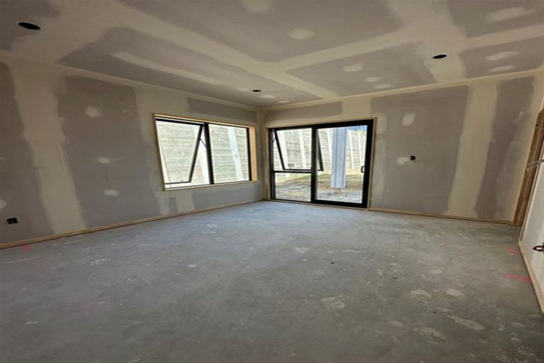 Photo of property in 45 Horokaka Street, Massey, Auckland, 0614