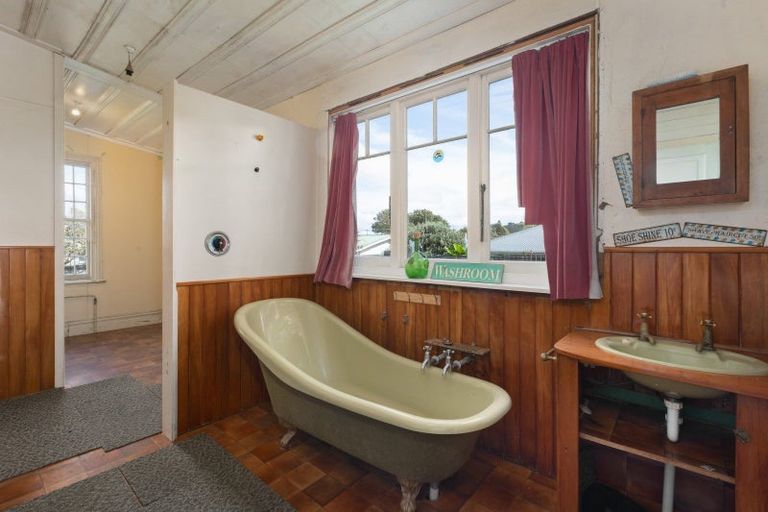 Photo of property in 8 Featon Road, Waihi, 3610