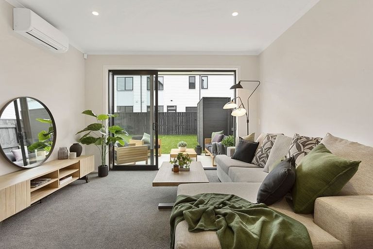 Photo of property in 63 Mapou Road, Hobsonville, Auckland, 0616