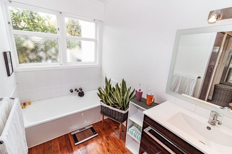 Photo of property in 12 Milton Street, Whanganui East, Whanganui, 4500