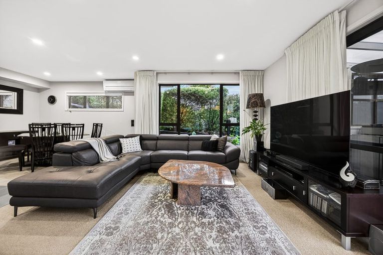 Photo of property in 1 Bella Vista Drive, Gulf Harbour, Whangaparaoa, 0930