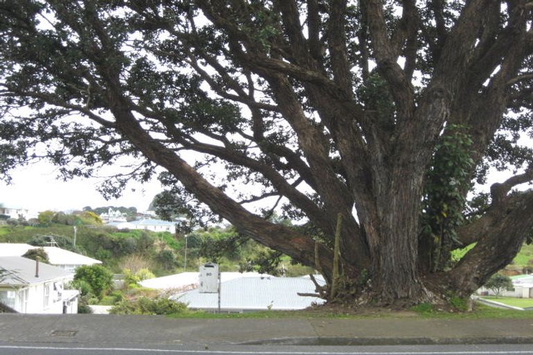 Photo of property in 90 South Road, Blagdon, New Plymouth, 4310