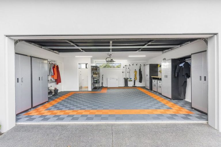 Photo of property in 38 Hawthorne Lane, Kingseat, Papakura, 2580