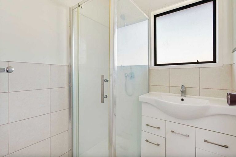 Photo of property in 175 Finlayson Avenue, Clendon Park, Auckland, 2103