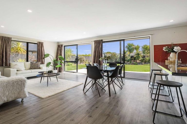 Photo of property in 27 Newman Road, Rolleston, 7614