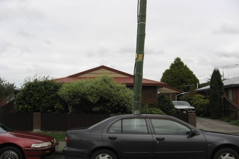 Photo of property in 2c Grassmere Street, Papanui, Christchurch, 8052
