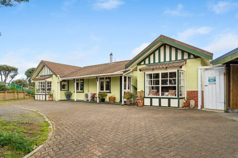 Photo of property in 53 Tasman Road, Otaki Beach, Otaki, 5512