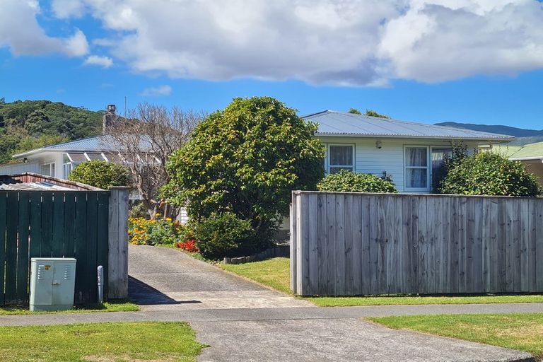 Photo of property in 32 Mohaka Street, Wainuiomata, Lower Hutt, 5014