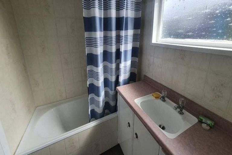 Photo of property in 27b Karewa Street, Castlecliff, Whanganui, 4501