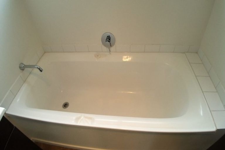 Photo of property in 161 Gills Road, Half Moon Bay, Auckland, 2014