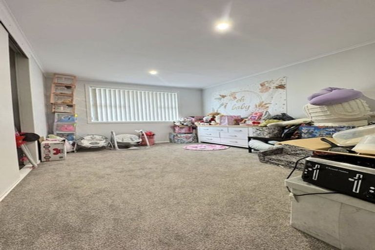 Photo of property in 31 Hill Crescent, Papakura, 2110