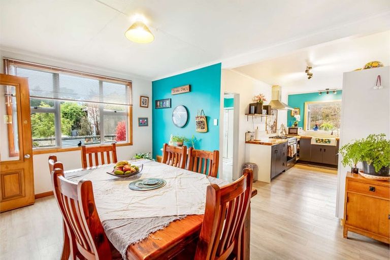 Photo of property in 5 Thor Street, Norsewood, 4974