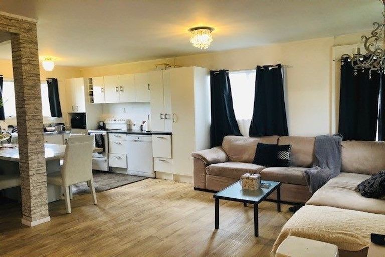 Photo of property in 1/30 Latham Avenue, Pakuranga, Auckland, 2010