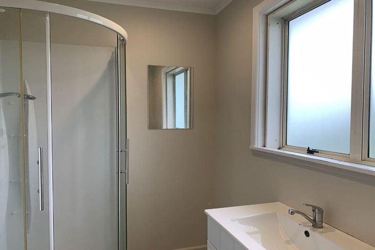 Photo of property in 13 Chester Street, Taradale, Napier, 4112