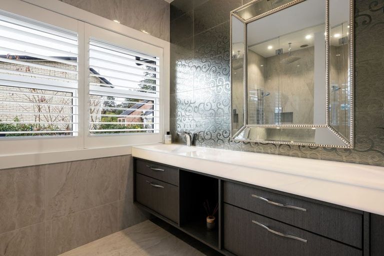 Photo of property in 124 Lake Road, Frankton, Hamilton, 3204