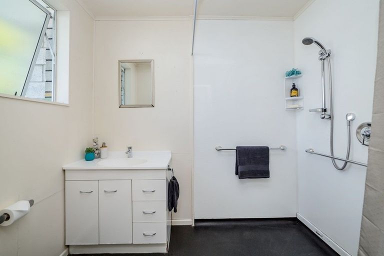 Photo of property in 49b Mcmaster Street, Greytown, 5712