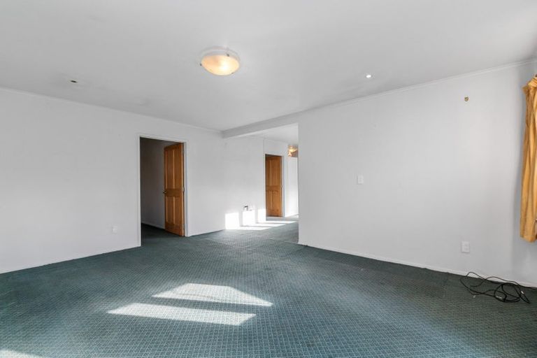 Photo of property in 30 Uta Street, Utuhina, Rotorua, 3015
