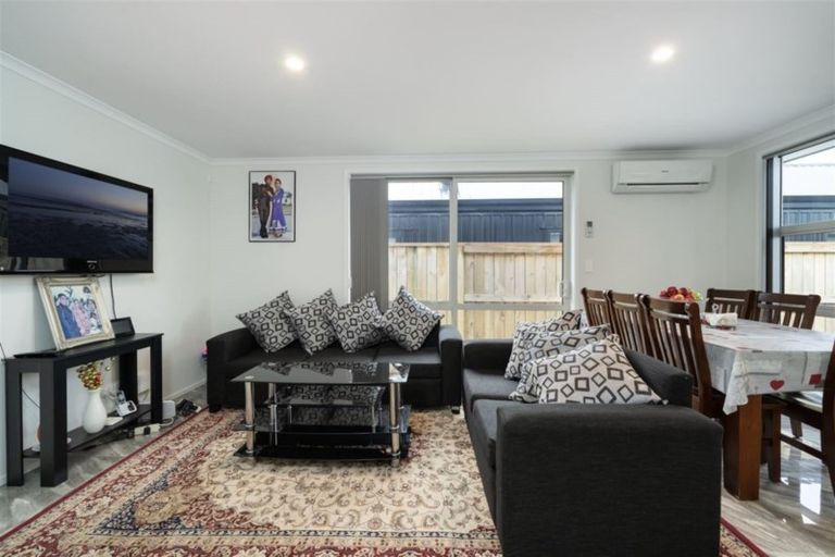 Photo of property in 17 Pimelea Street, Papamoa Beach, Papamoa, 3118