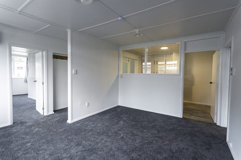 Photo of property in 30-32 Delaney Drive, Stokes Valley, Lower Hutt, 5019