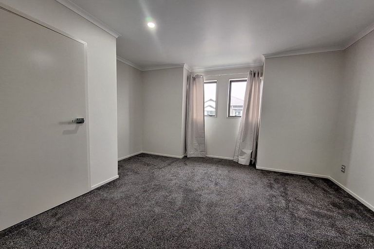 Photo of property in 10/4 Wallson Crescent, Wiri, Auckland, 2104