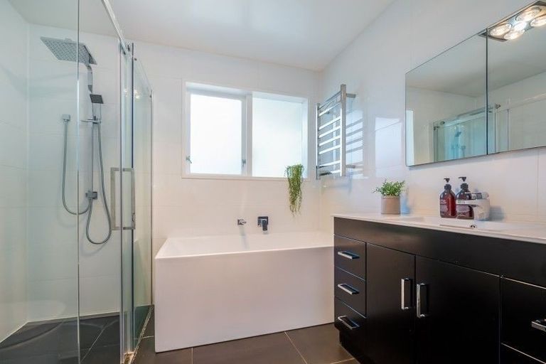 Photo of property in 12 Christchurch Crescent, Kelson, Lower Hutt, 5010