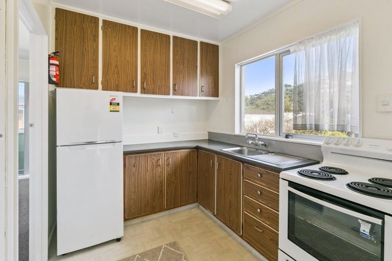 Photo of property in 13/154 Onepu Road, Lyall Bay, Wellington, 6022