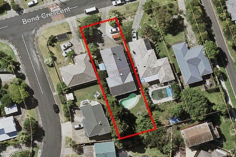 Photo of property in 24 Bond Crescent, Forrest Hill, Auckland, 0620