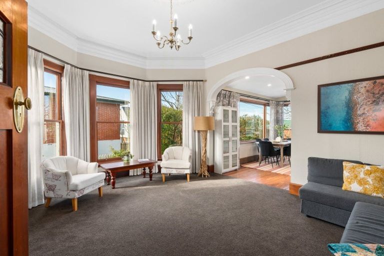 Photo of property in 143 Kenmure Road, Kenmure, Dunedin, 9011