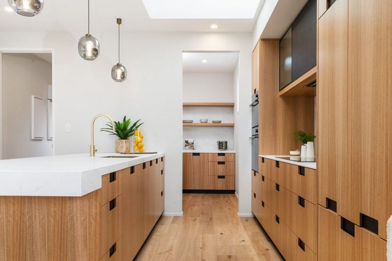 Photo of property in 59 Main Road, Redcliffs, Christchurch, 8081