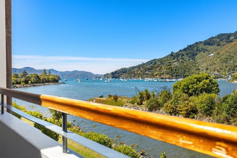 Photo of property in 10/45 Beach Road, Waikawa, Picton, 7220