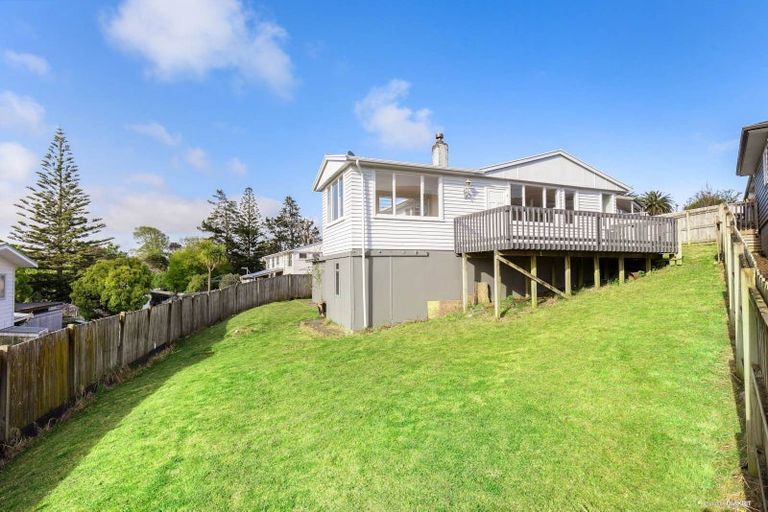 Photo of property in 49g Lancaster Road, Beach Haven, Auckland, 0626