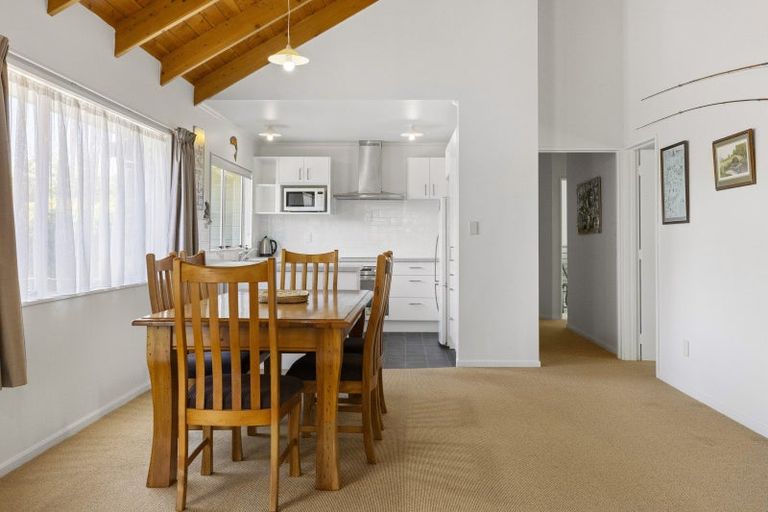 Photo of property in 8 Haines Grove, Rainbow Point, Taupo, 3330